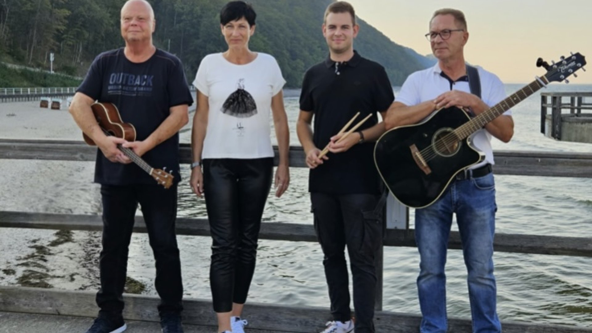 Tanz in den Mai mit Livemusik von Plan B & DJ 