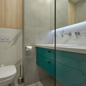 Nowoczesna, estetyczna łazienka – komfort i relaks w pięknym wnętrzu