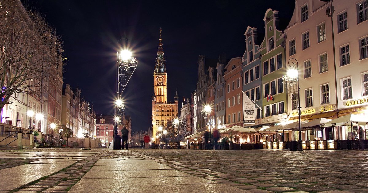 Długi Targ w Gdańsku wieczorem