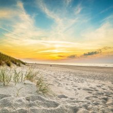5 najpiękniejszych plaż w Gdańsku, które warto odwiedzić w te wakacje