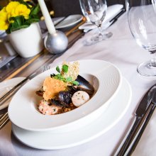 Jak zorganizować chrzciny w restauracji? Porady