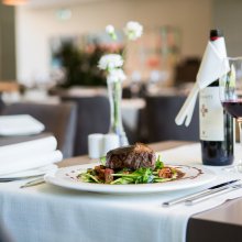 Jedzenie w hotelu – na co zwrócić uwagę przy wyborze?