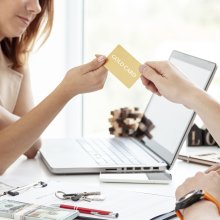 Programy lojalnościowe dla gości hotelowych - czy się opłacają? 