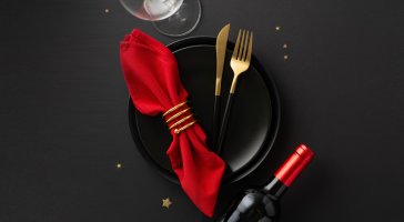 Stay with New Year's Eve dinner