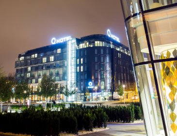 Kontakt och bokningar