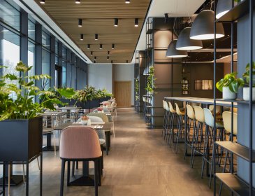 Breakfast restaurant