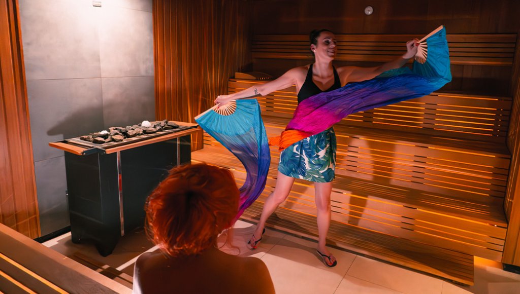 Sauna Rituals with a Sauna Master 