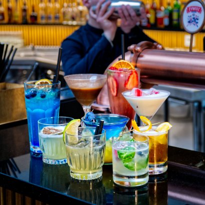 Atrium, Bar, Pizzeria