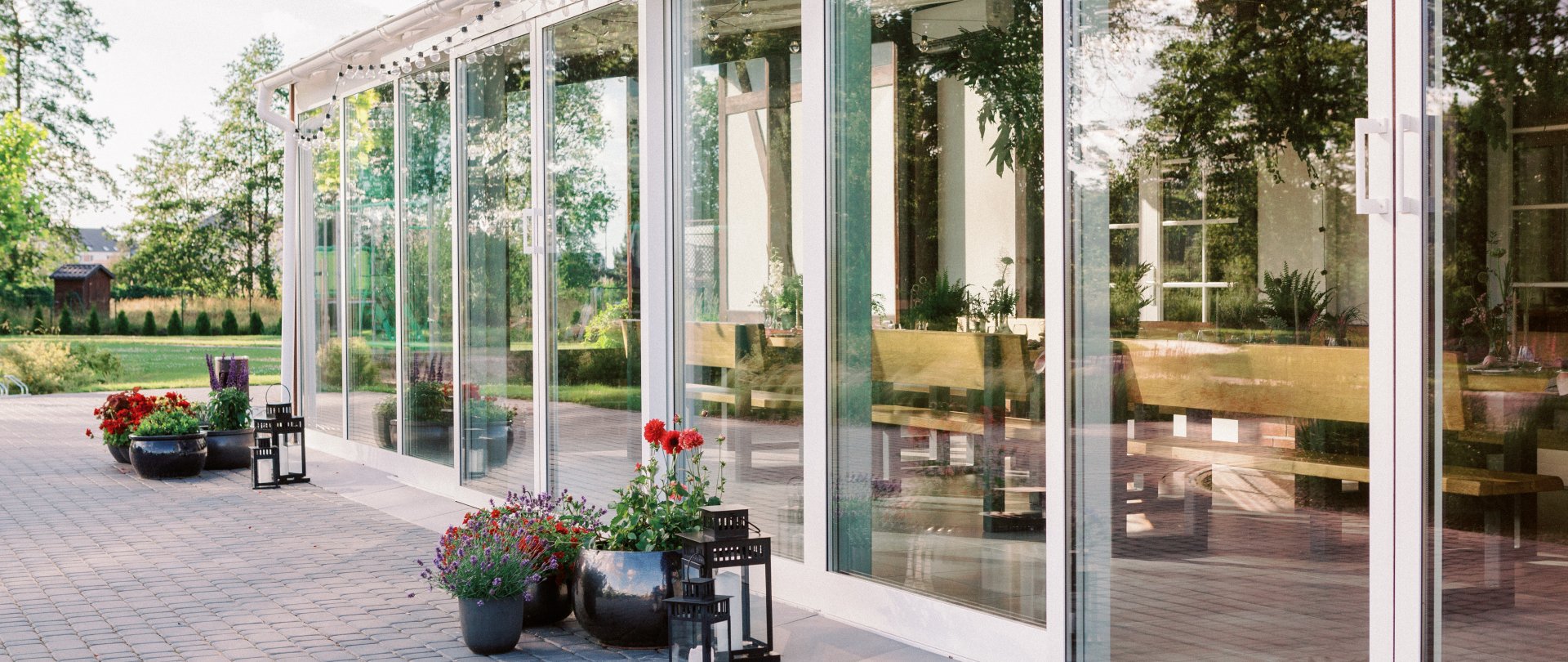 Gdzie sprawdzać opinie o hotelach, aby nie żałować wyboru? 