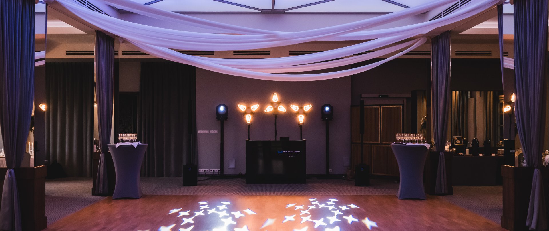 Jak zaplanować firmowy event w hotelu?