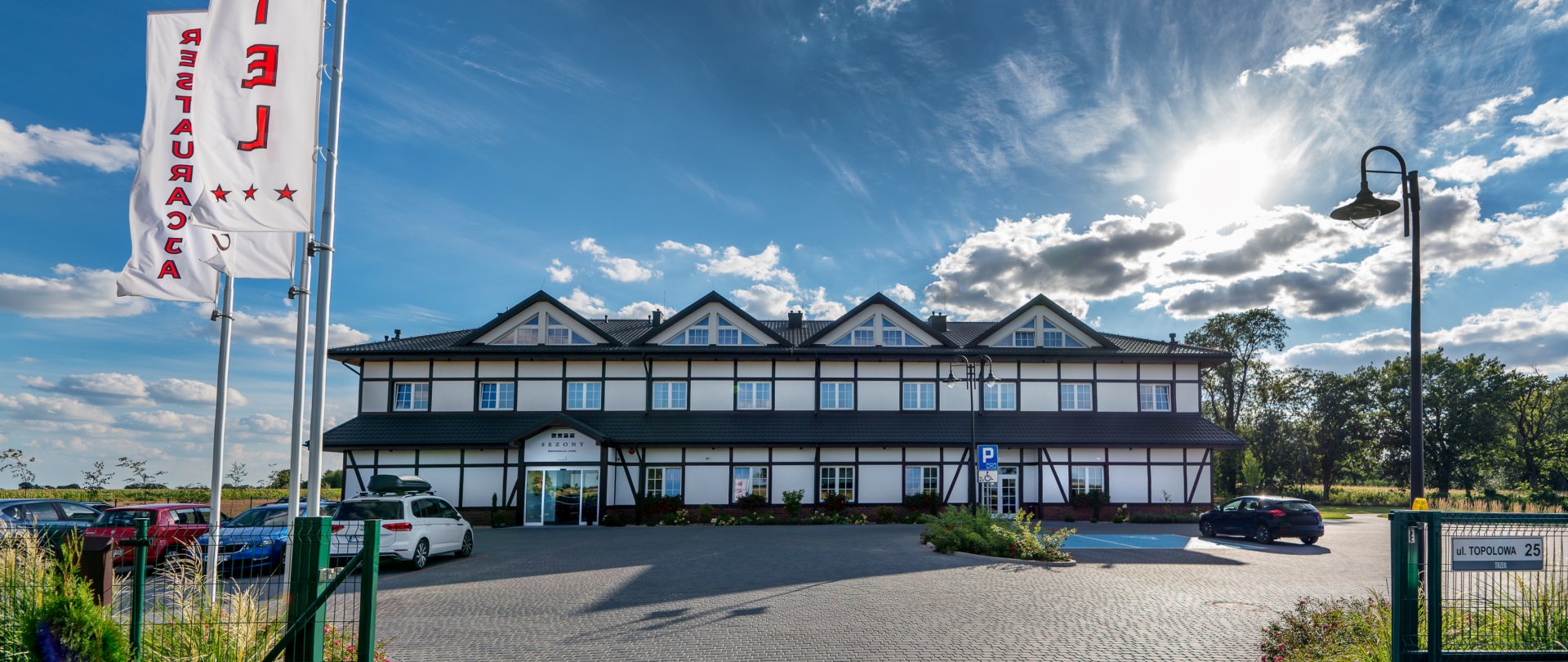 Jak nadaje się gwiazdki w hotelu? System oceny i wymagania w praktyce