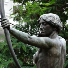 Rzeźby i symbole miasta