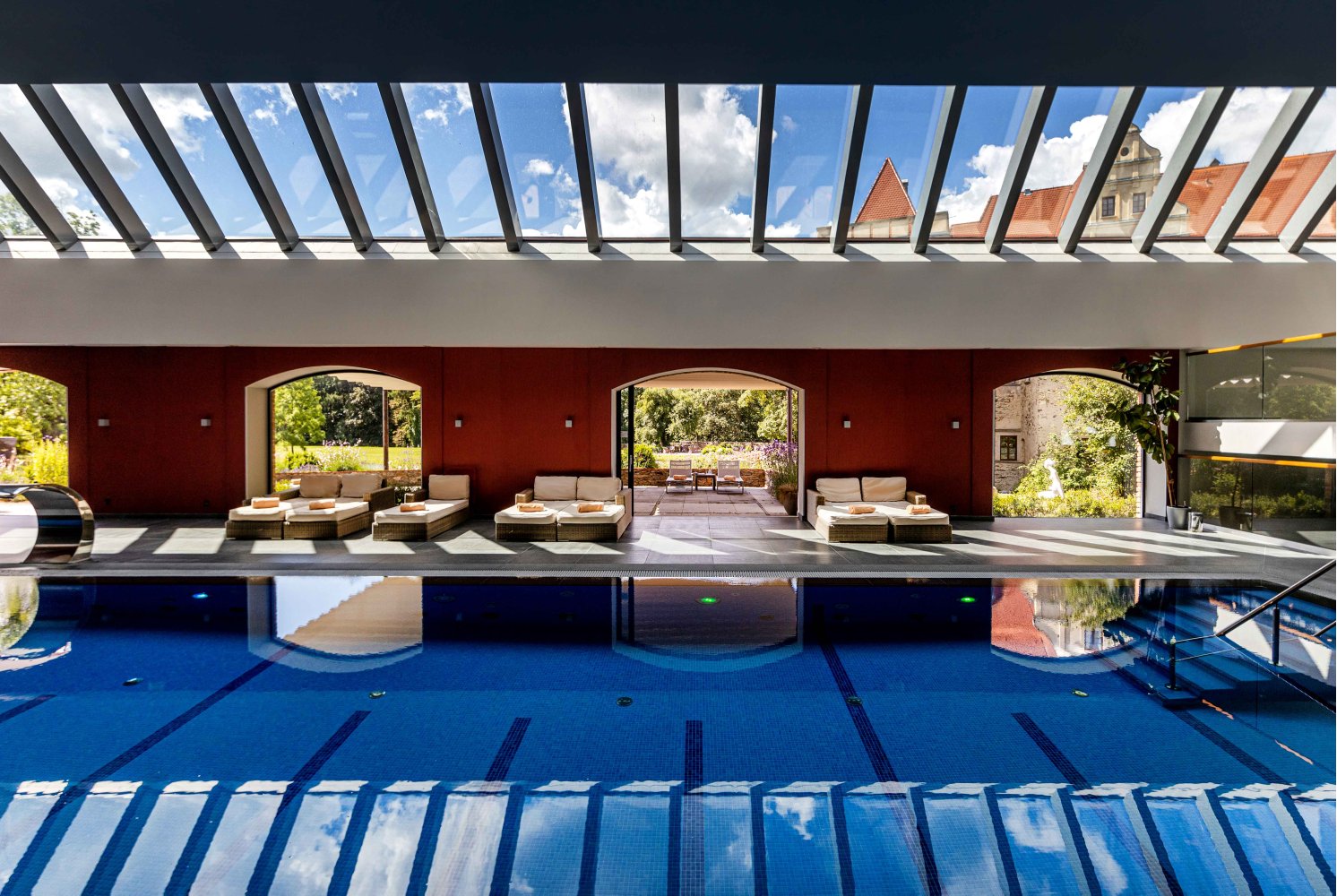 Hotel dla gości 13 +