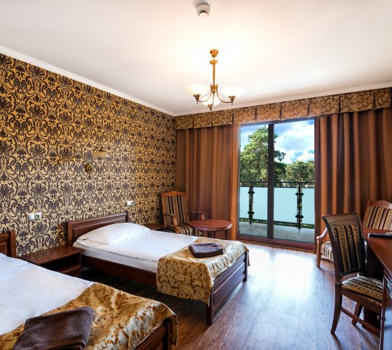 Galeria z dwoma zdjęciami