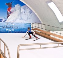 Stok narciarski nad morzem