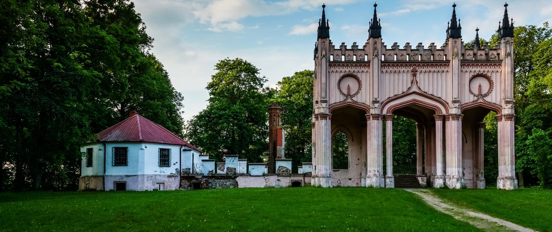 Pałac Paca w Dowspudzie