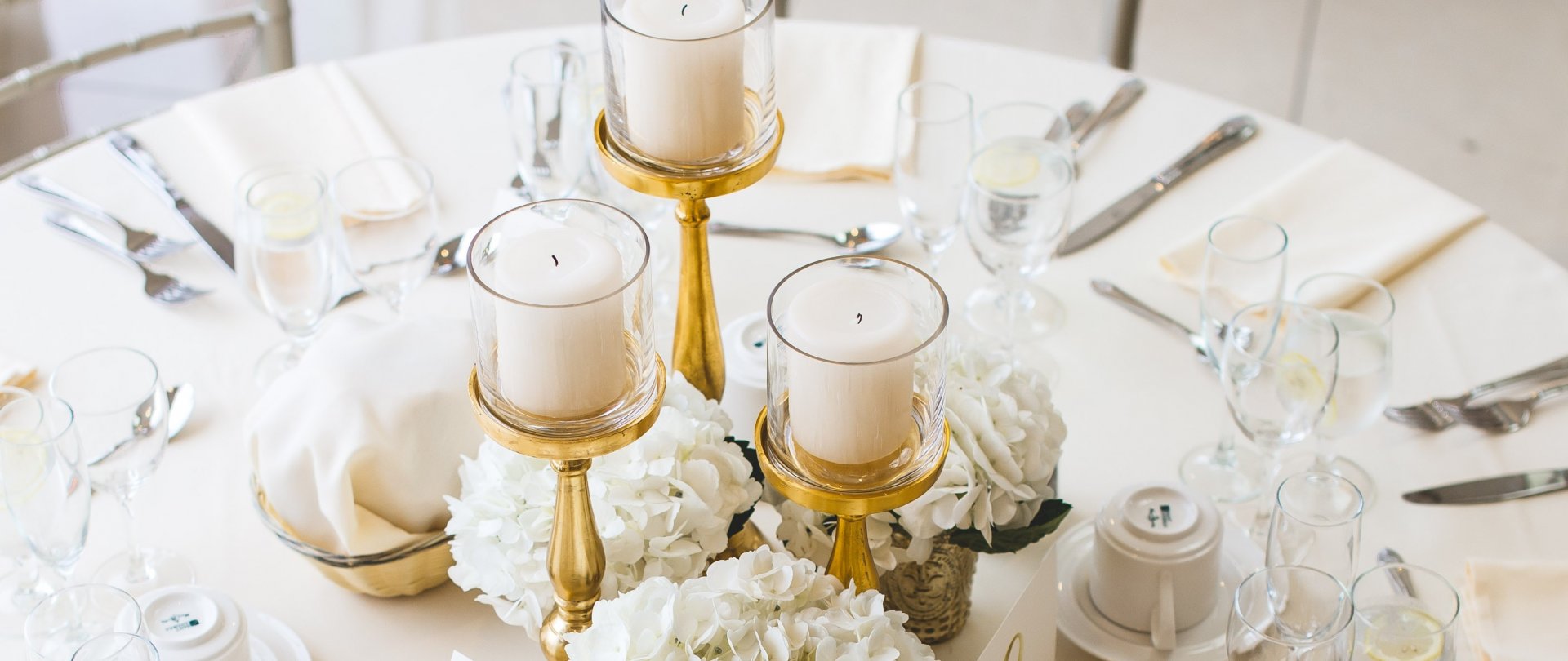 Aparton, Ustka-Przewłoka