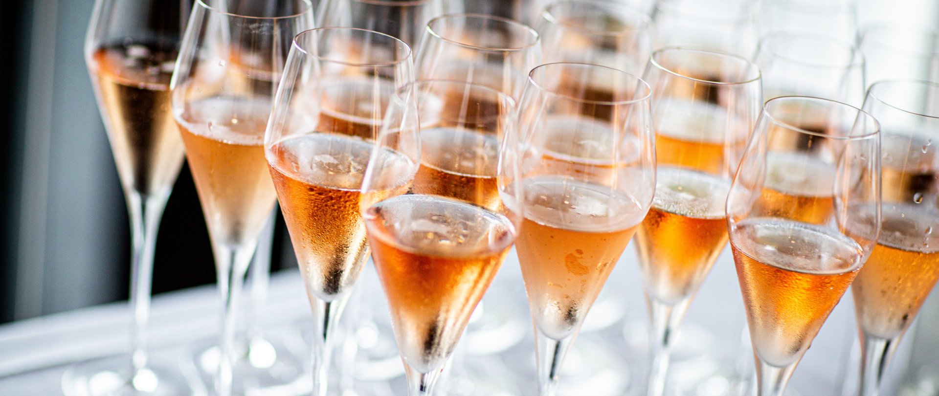 Aparton, Ustka-Przewłoka