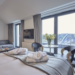 Room with a view of the Vistula River, perfect for unwinding after an intense day
