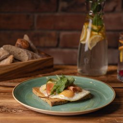 Great breakfasts in Krakow – menu item at the restaurant in Podgórze.