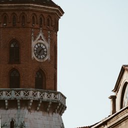chruch tower with effectiwe watch