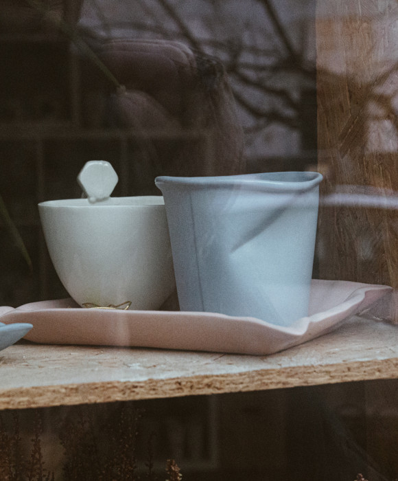 Ręcznie formowane naczynia ceramiczne 