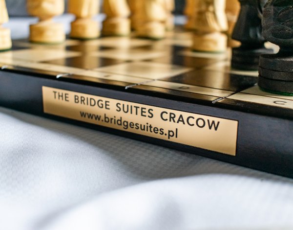 wyjątkowe szachy wykonane przez pracownię benekczy