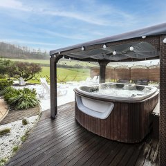 Outdoor Jacuzzi