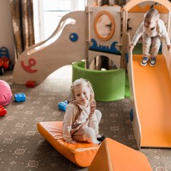 Plac zabaw i sala zabaw dla dzieci