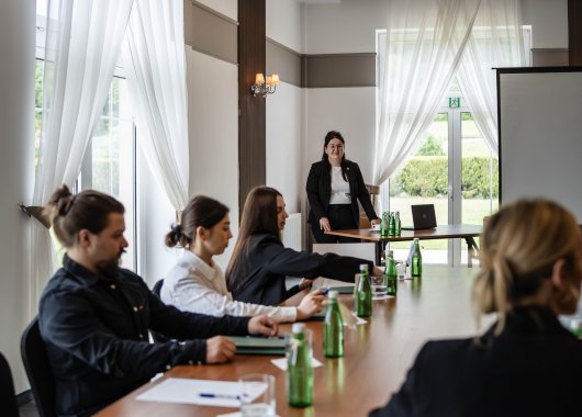 Stwórz inspirujące i efektywne wydarzenie biznesowe