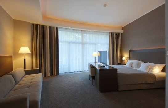 Pokoje i apartamenty