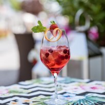 A wide range of wines suited to dishes