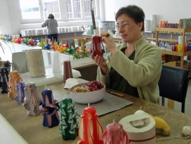 Heide-Wachs Zierkerzenschnitzerei Walsrode