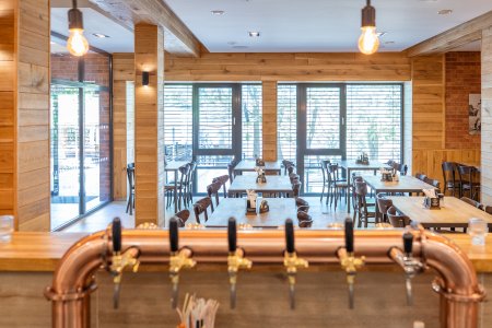 Lobby bar