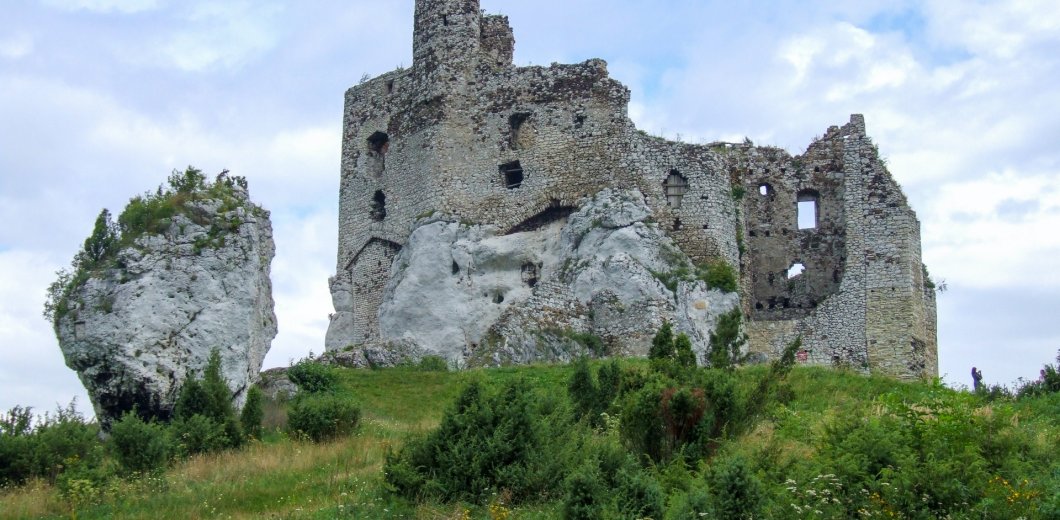 Castles and fortresses