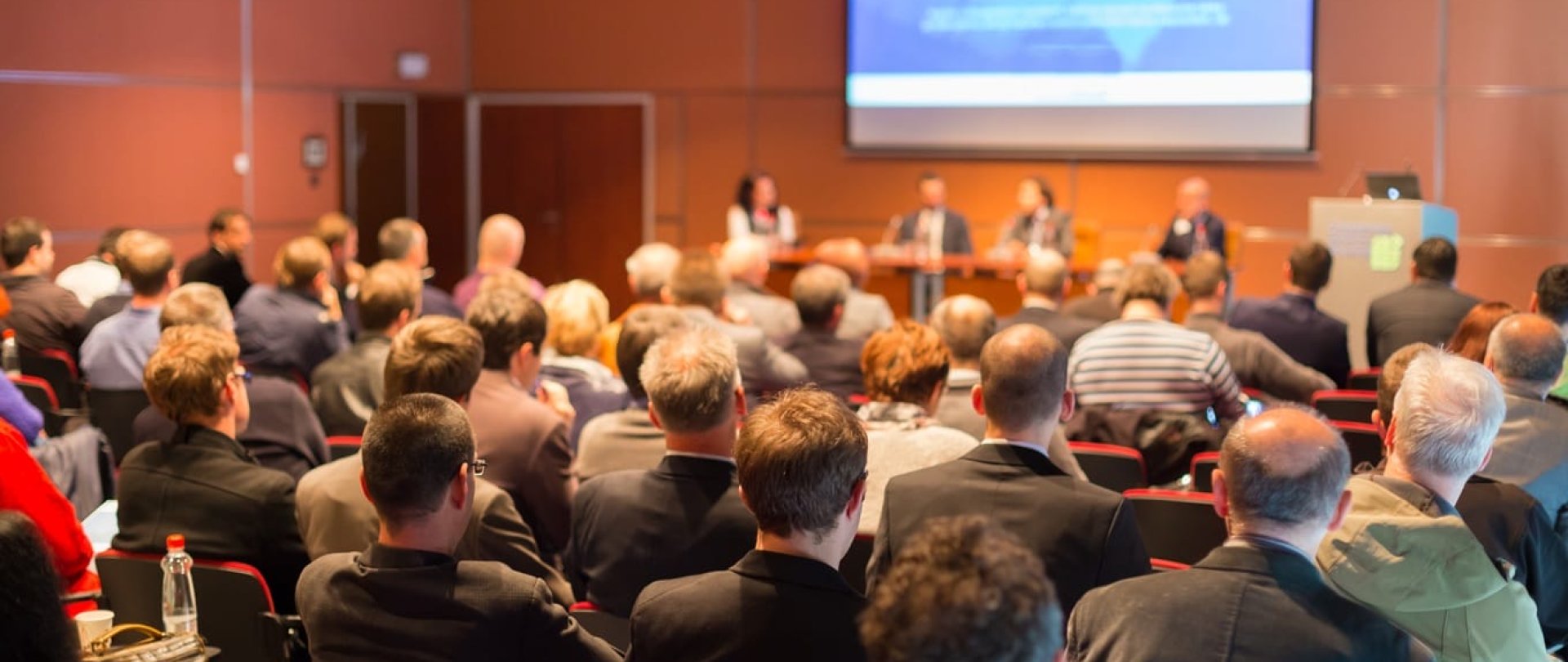 Dlaczego Oleśnica to dobre miejsce na organizację konferencji biznesowej?