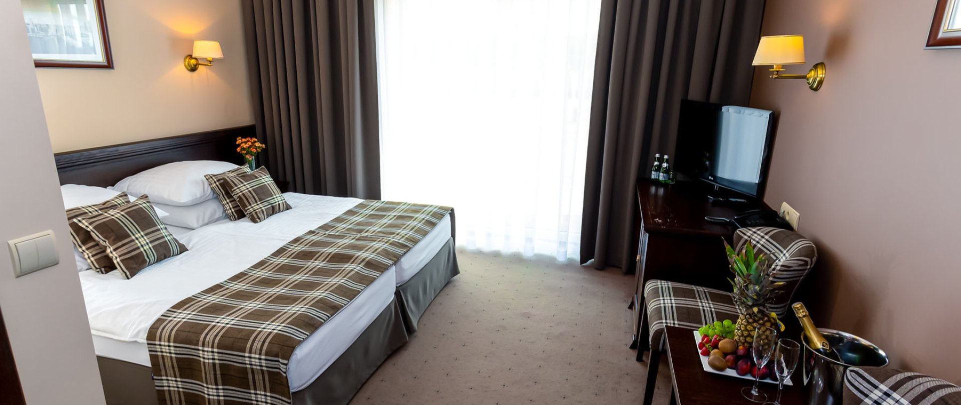 Jak wybrać miejsce na nocleg, planując delegację we Wrocławiu?