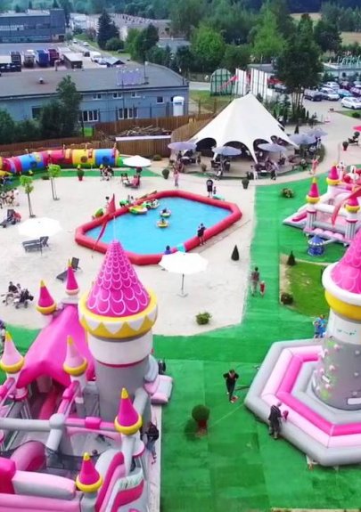 Park Miniatur Zabytków Dolnego Śląska i Bawialnia Pałacowa