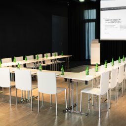 Konferencje