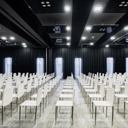 Konferencje