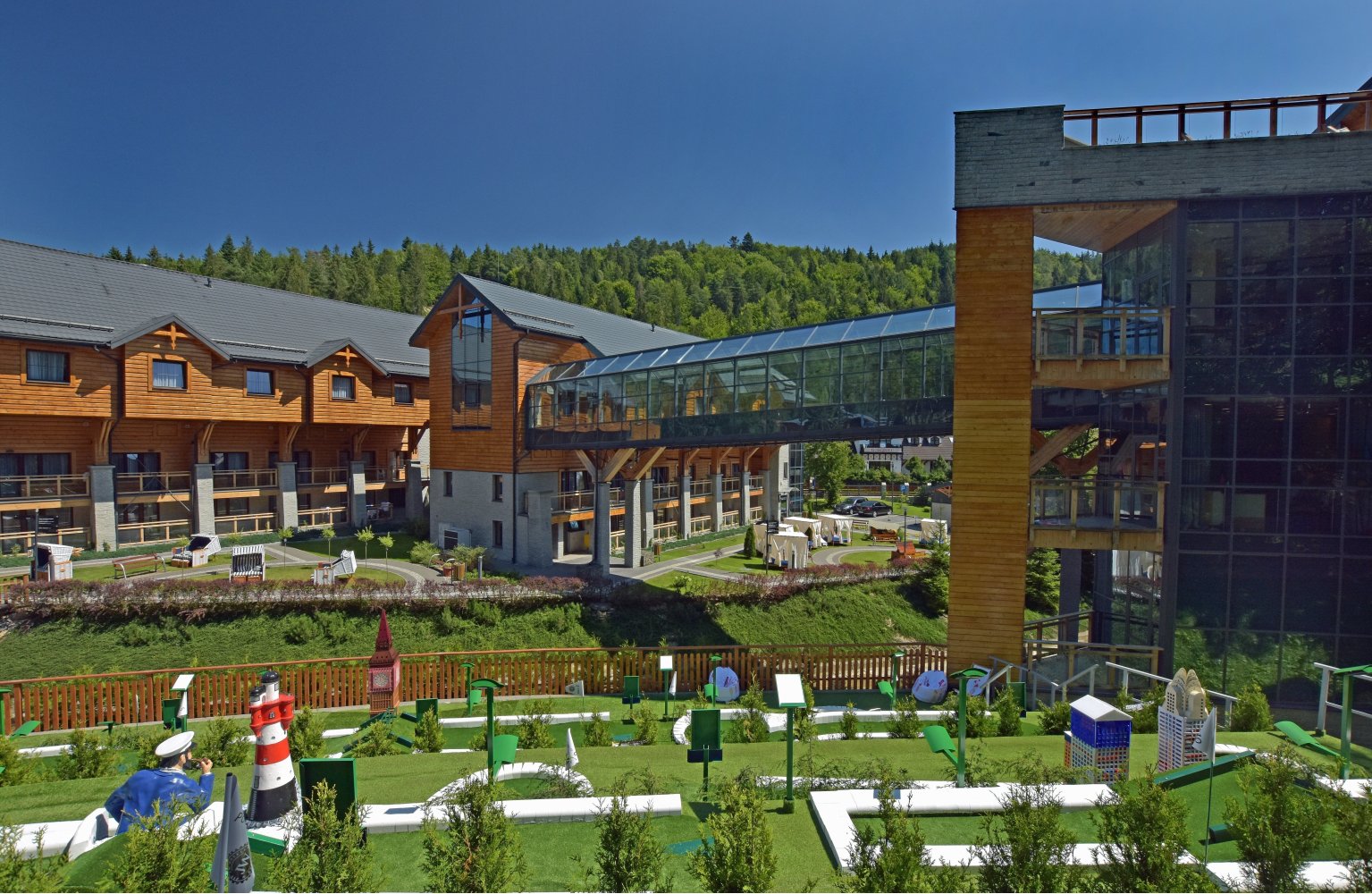 Czarny Potok - obiekt pożądania według WysokieObcasy.pl