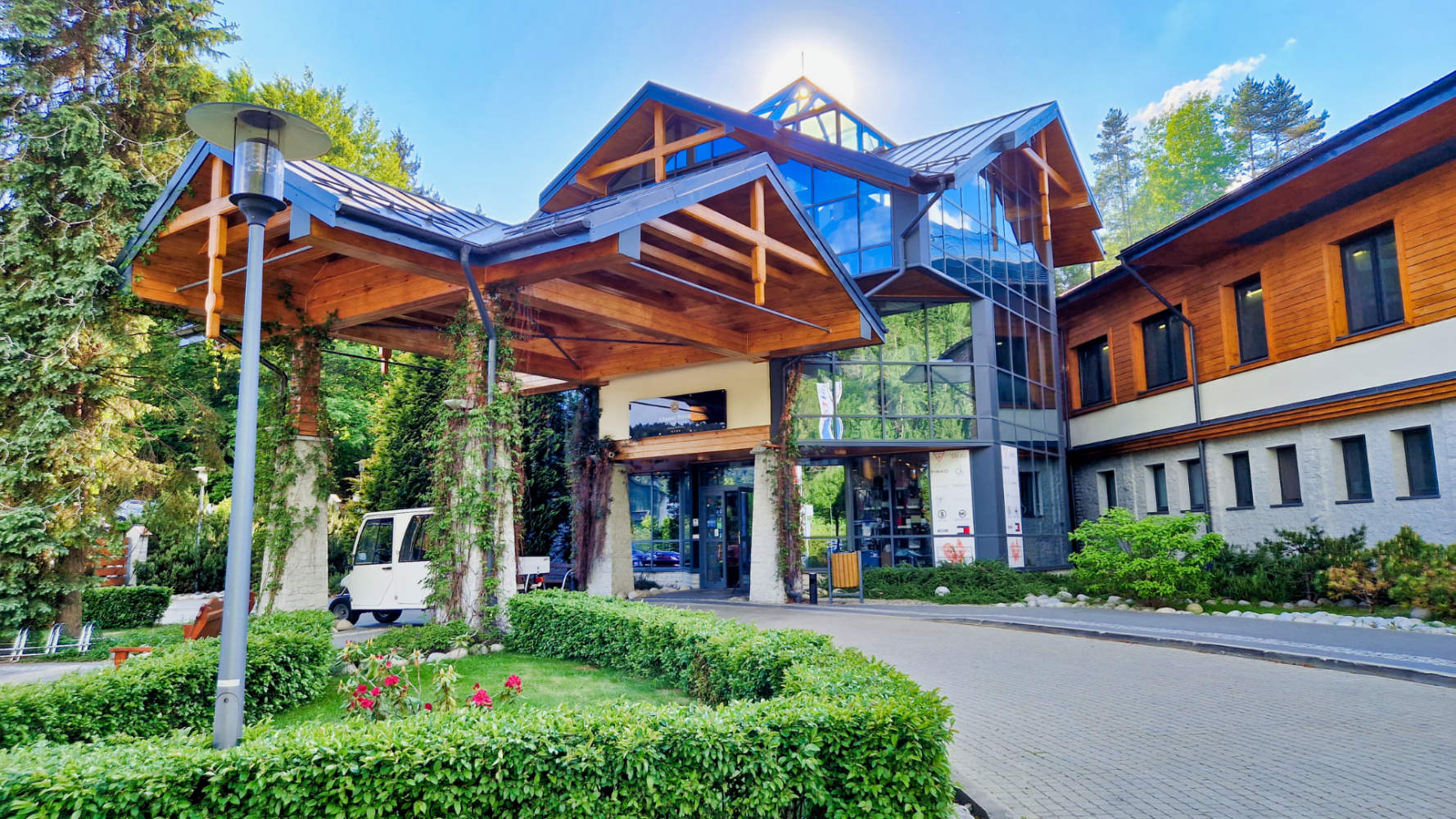 Nieszablonowy pomysł na nagrodę dla pracownika – weekend w górskim hotelu