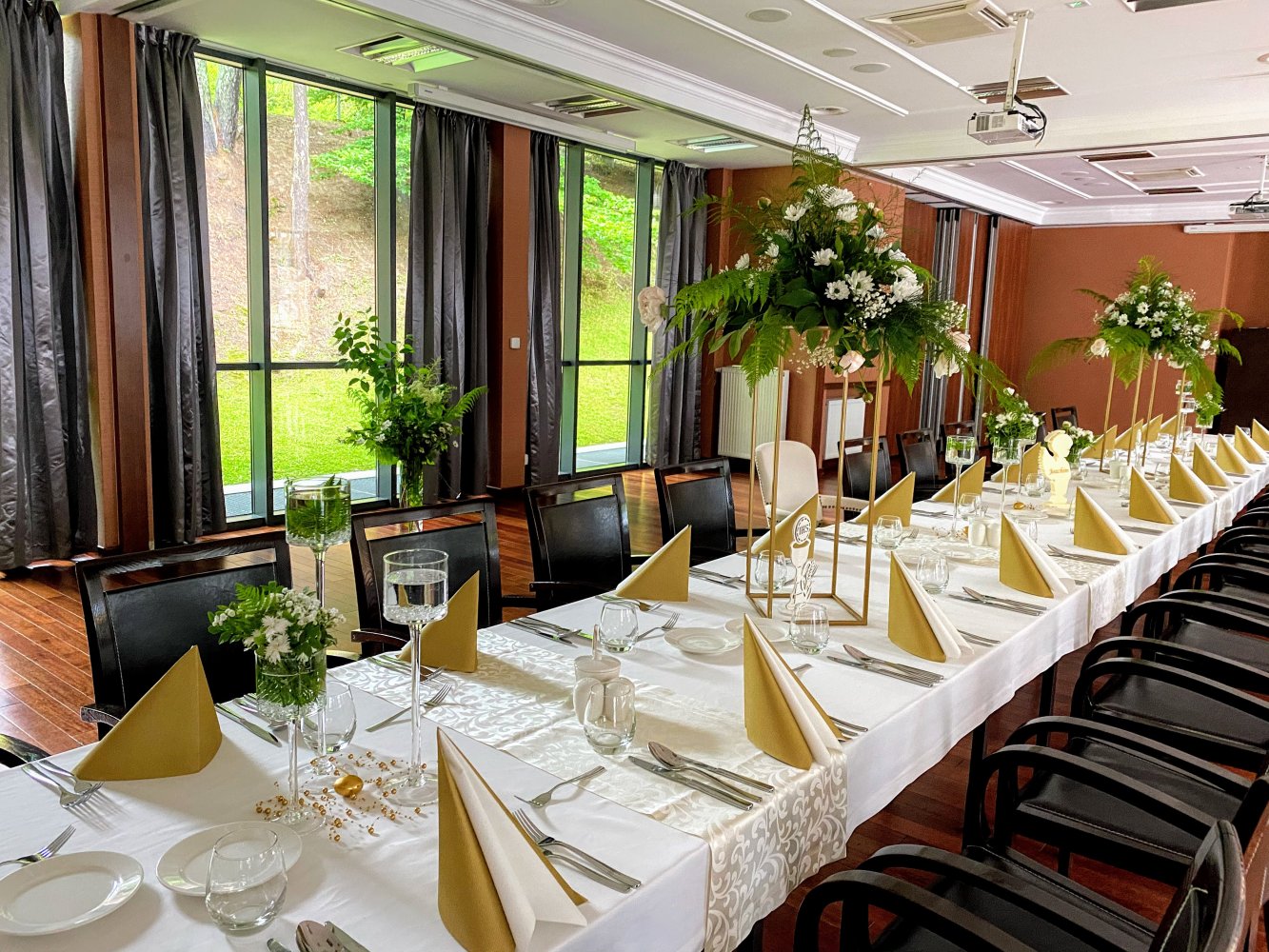 Organizacja chrzcin w restauracji w Krynicy-Zdroju - praktyczny przewodnik