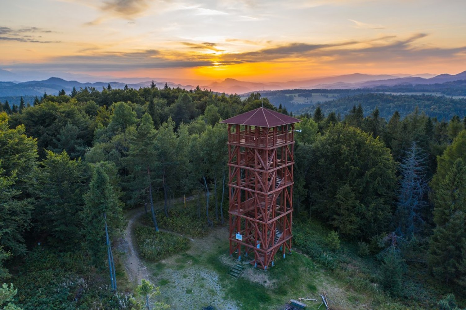 Wieża widokowa na granicy polsko-słowackiej - Eliaszówka
