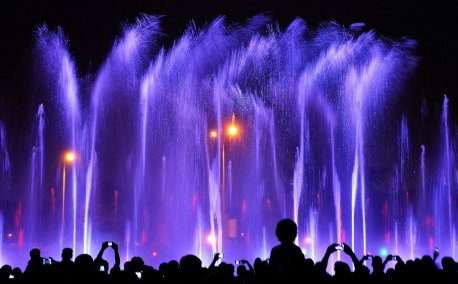 Fontanna multimedialna