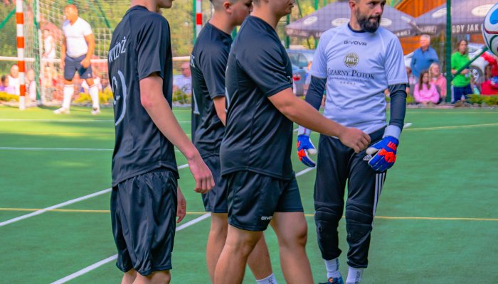 WIELKI MECZ Czarny Potok vs Gwiazdy Sportu i Muzyki 