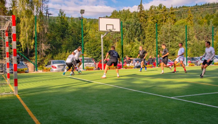 WIELKI MECZ Czarny Potok vs Gwiazdy Sportu i Muzyki 