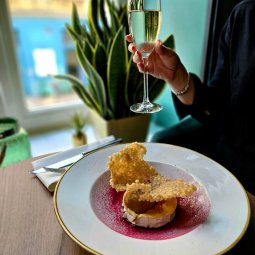 Niesamowicie wyglądająca i pysznie smakująca przystawka - Kozi ser w jesiennym Menu A'la Cart