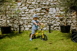 FREE ICE CREAM FOR EVERY KID!