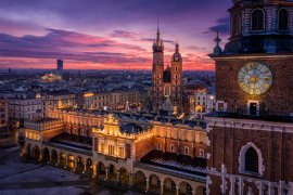 Kraków nocą – Poznaj 5 najciekawszych atrakcji stolicy Małopolski po zmroku!